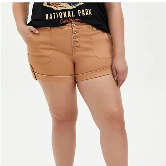 Torrid Brown Button Fly Cuffed Shorts Size 18 - Picture 1 of 8